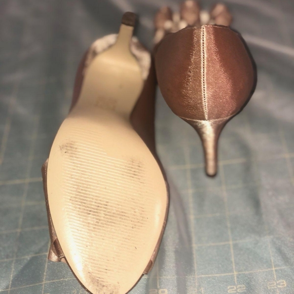 Shoes - Picture 4 of 4